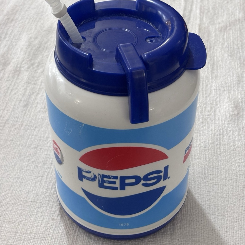 Vintage Pepsi 64 Oz  Insulated Mug Jug Whirley USA  Jumbo‎ Mug 1990's Retro Cold
